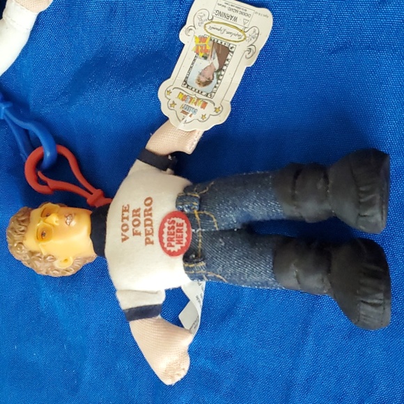 VTG talking Napoleon Dynamite and Pedro clips - Picture 3 of 13